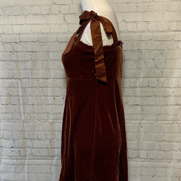 DANIELLE BERNSTEIN VELVET SHORT MINI DRESS BRAND NEW - Picture 4 of 11